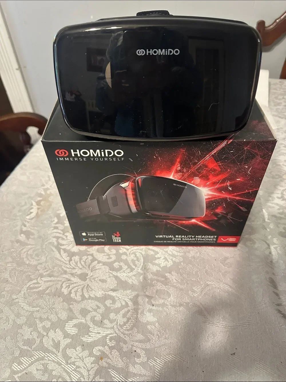 Homido Black VR Headset for Smartphones - Immersive Virtual Reality